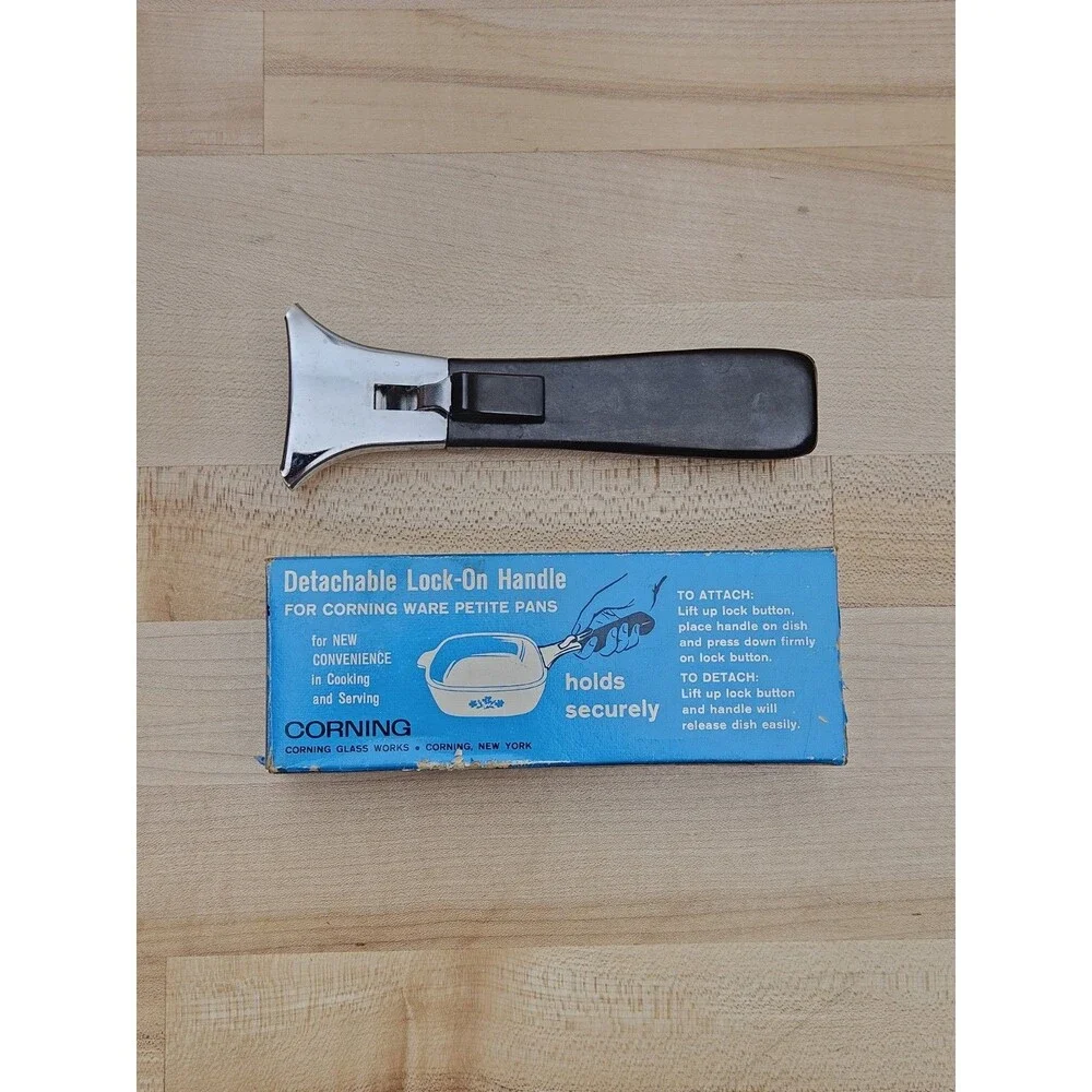 VINTAGE Corning Ware Petite Pan Detachable Handle USA Original Box P-41-HG